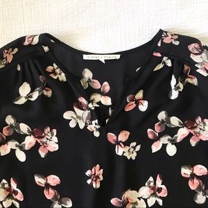 Long sleeve Floral Blouse